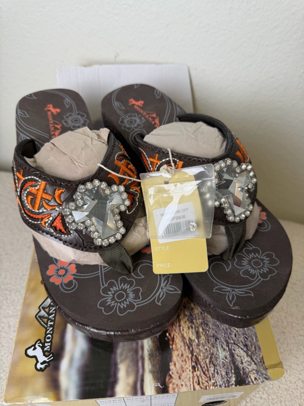Montana West Black Wedge Sandals with Multicolor Paisley Embellishments - Picture 3 of 7